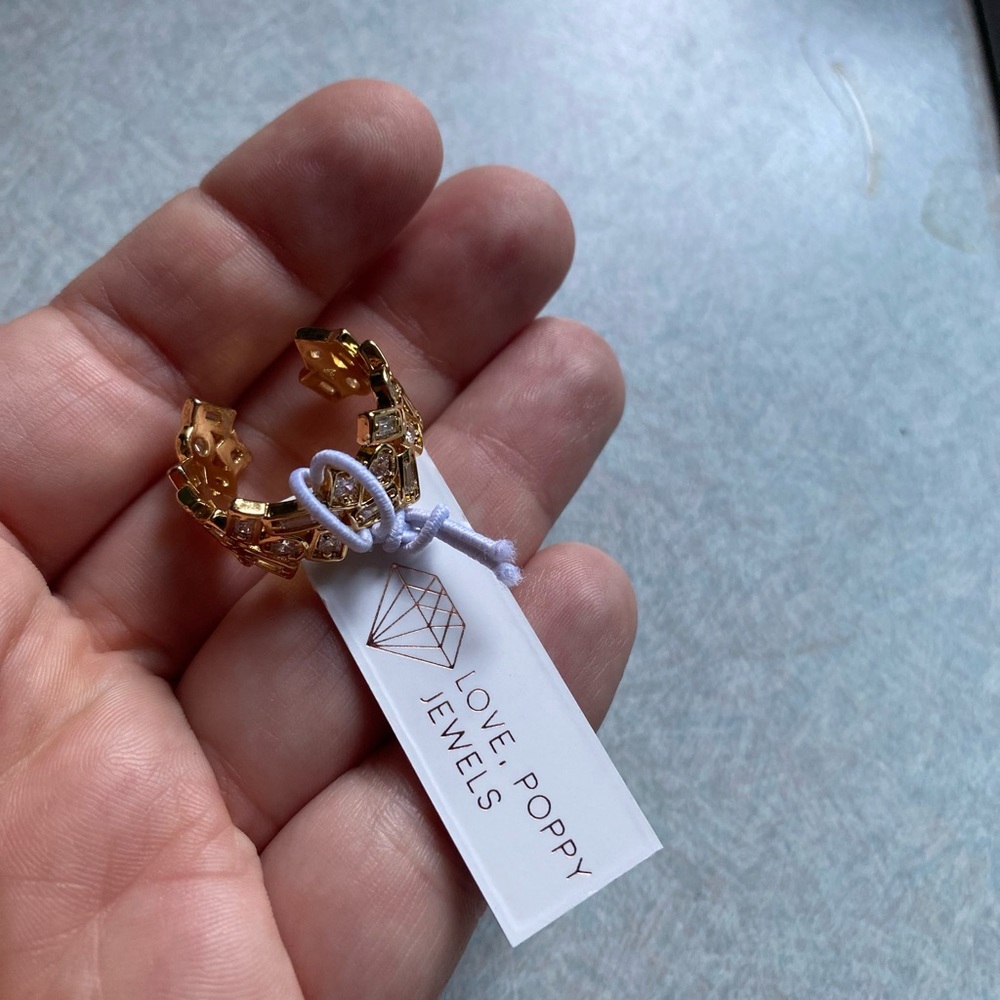 Ring - Picture 4 of 4